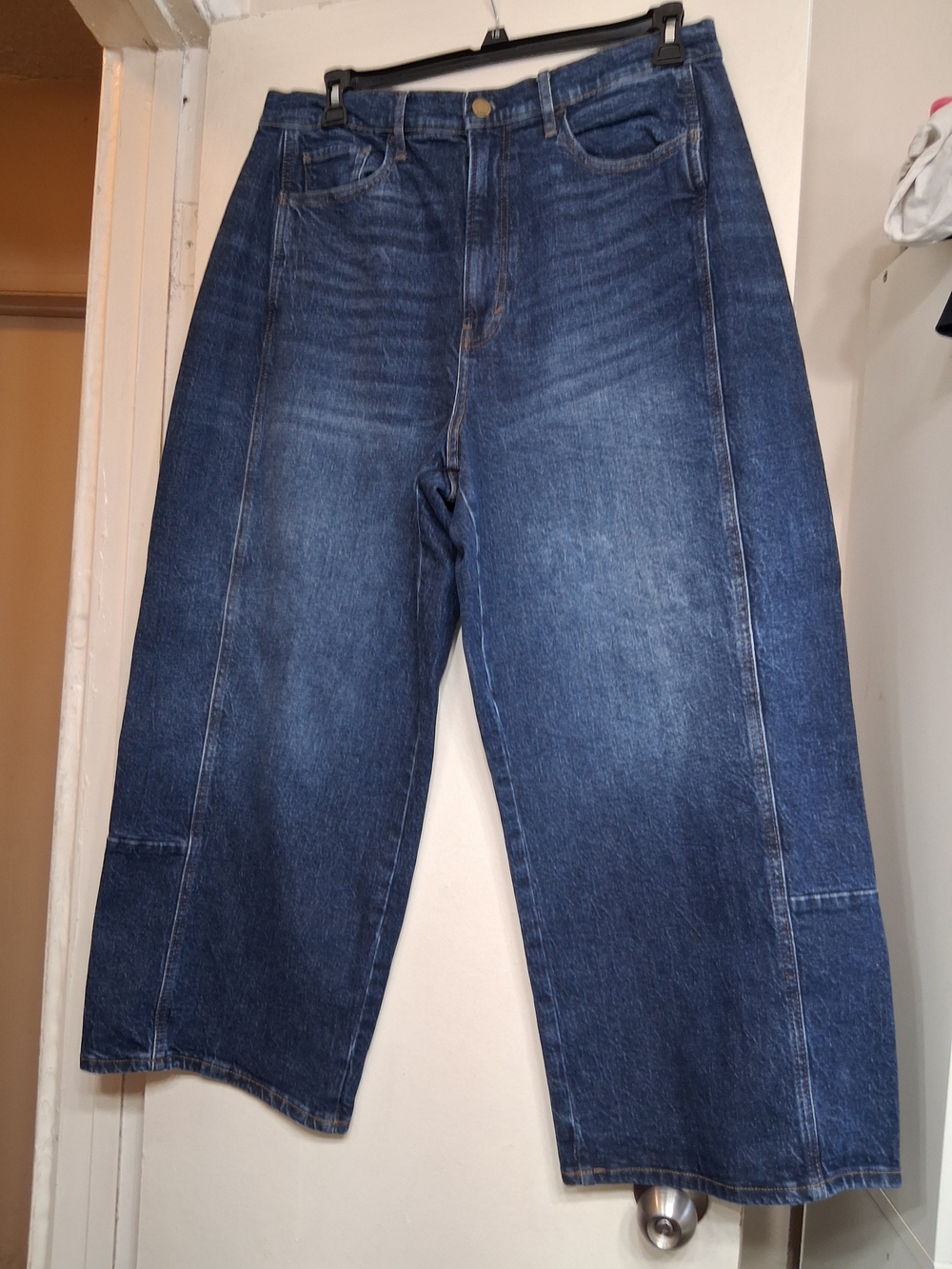Classic Wide-Leg Women's Jeans - Dark Blue